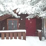 Sjodalen Hyttetun Og Stuttgongfossen