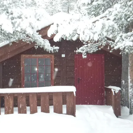 Sjodalen Hyttetun Og Stuttgongfossen