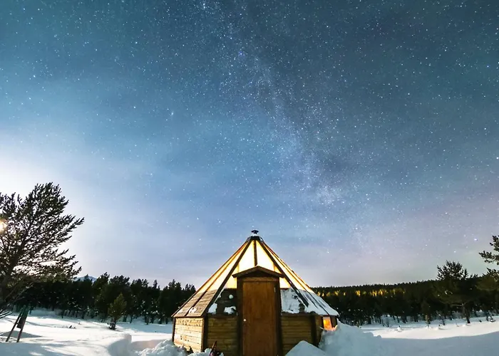 Alpstuga Sjodalen Hyttetun Og Stuttgongfossen